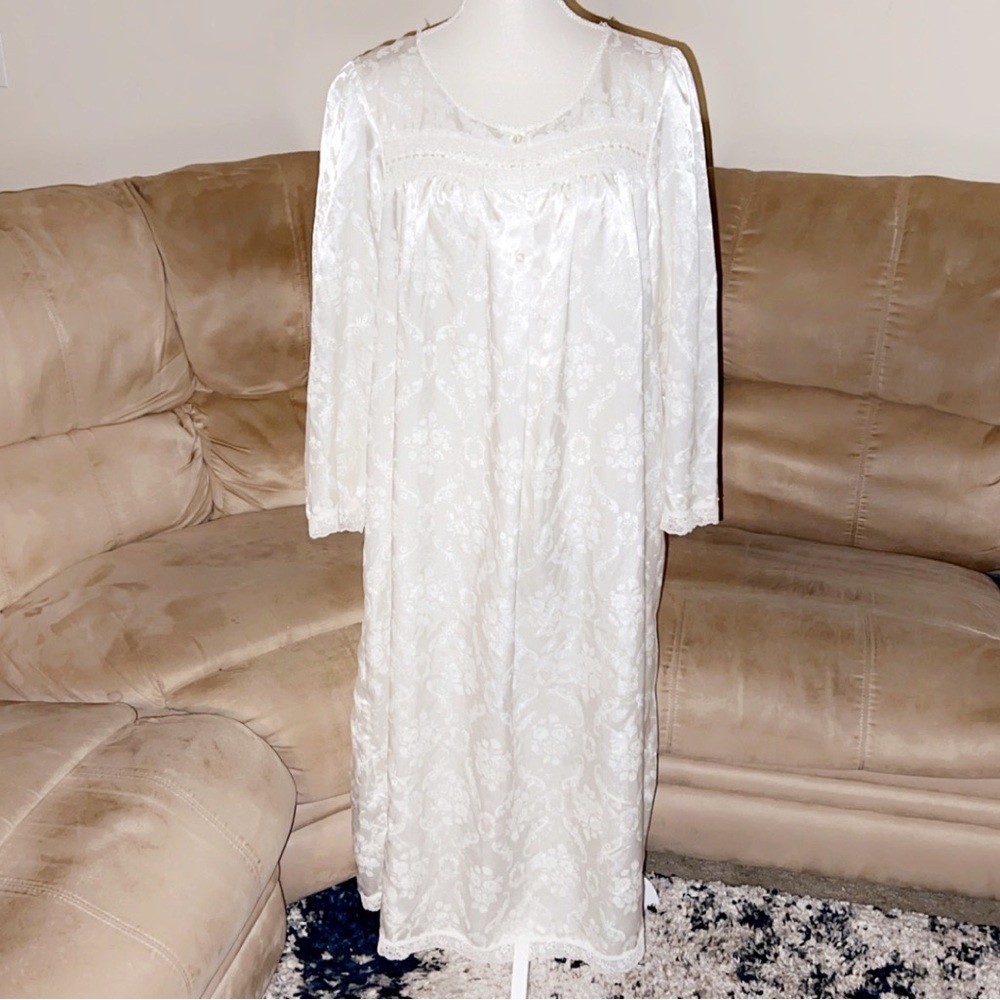 CHRISTIAN DIOR Vintage Nightgown